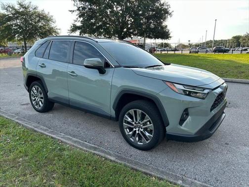 2022 Toyota RAV4 XLE Premium