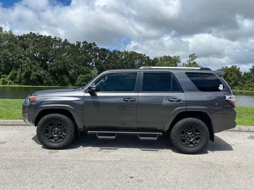 2022 Toyota 4Runner SR5 Premium