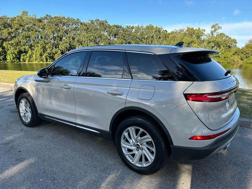 2023 Lincoln Corsair Standard