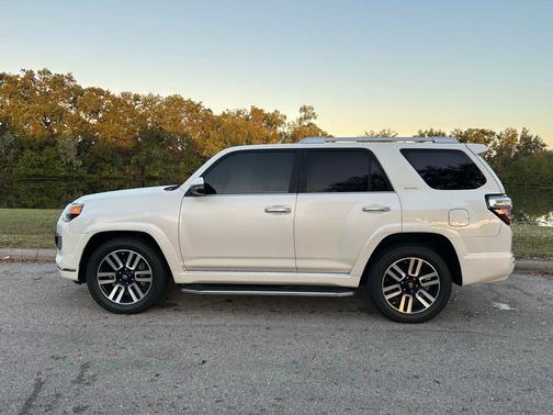 2020 Toyota 4Runner Limited