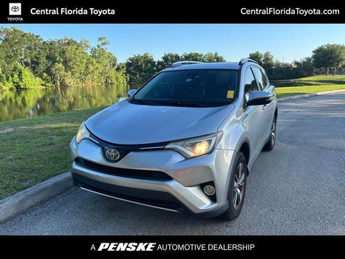 Silver Sky Metallic 2018 Toyota RAV4 XLE