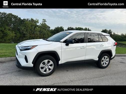 2024 Toyota RAV4 LE