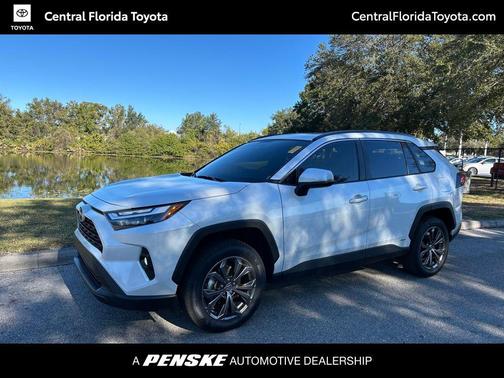 2024 Toyota RAV4 Hybrid XLE Premium