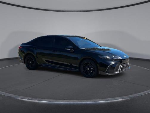 Midnight Black Metallic 2025 Toyota Camry SE