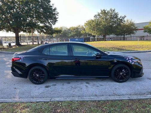 Midnight Black Metallic 2025 Toyota Camry SE