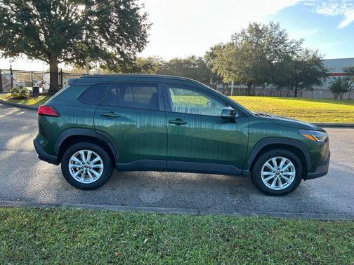 2022 Toyota Corolla Cross LE