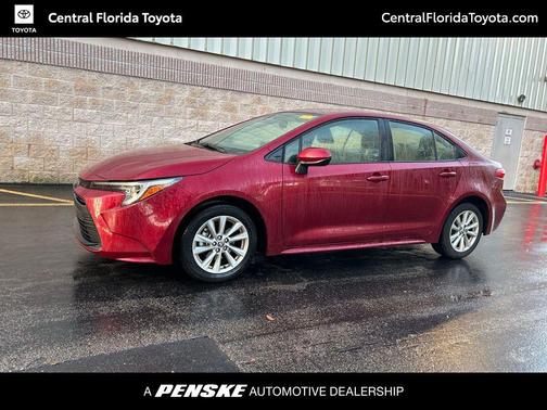 2024 Toyota Corolla Hybrid SE