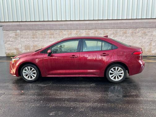 2024 Toyota Corolla Hybrid SE