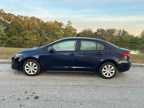 2025 Toyota Corolla Hybrid SE