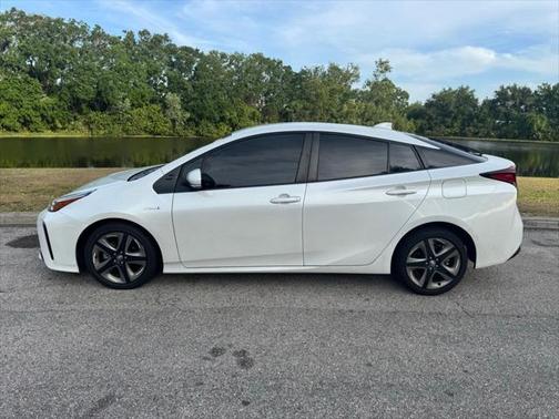 2021 Toyota Prius XLE
