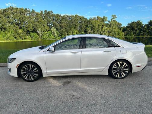2020 Lincoln MKZ Hybrid Reserve