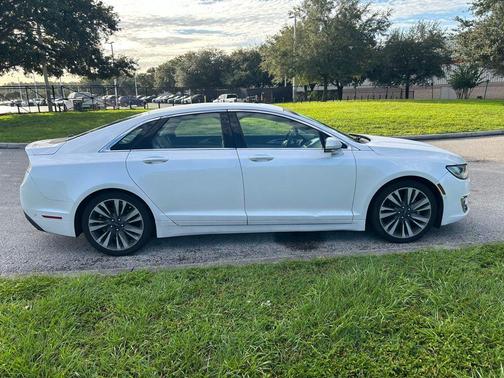 2020 Lincoln MKZ Hybrid Reserve
