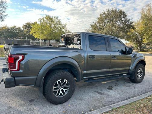 2018 Ford F-150 Raptor
