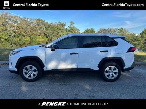 2024 Toyota RAV4 LE