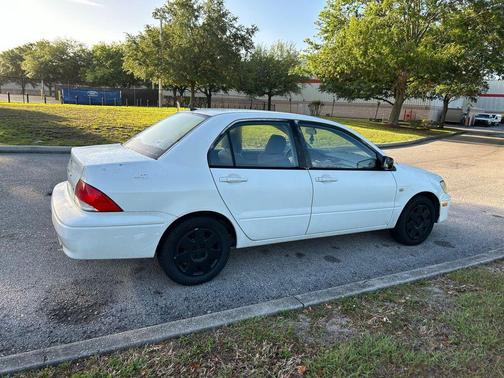 Innsbruck White 2002 Mitsubishi Lancer ES