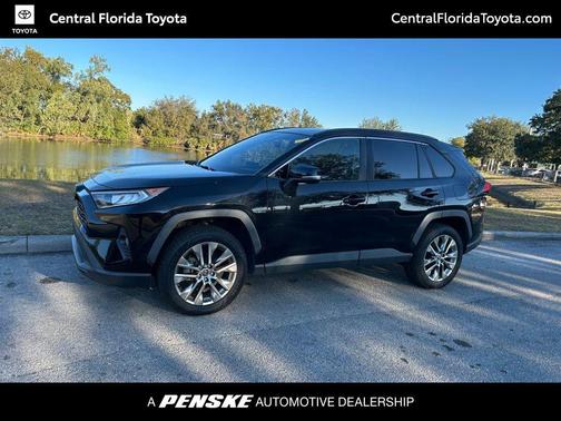 2021 Toyota RAV4 XLE Premium