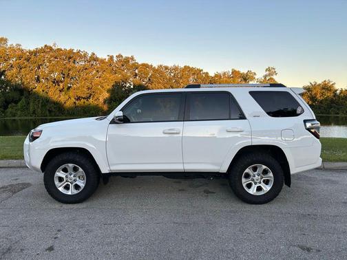 2024 Toyota 4Runner SR5 Premium