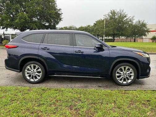 2023 Toyota Highlander Limited