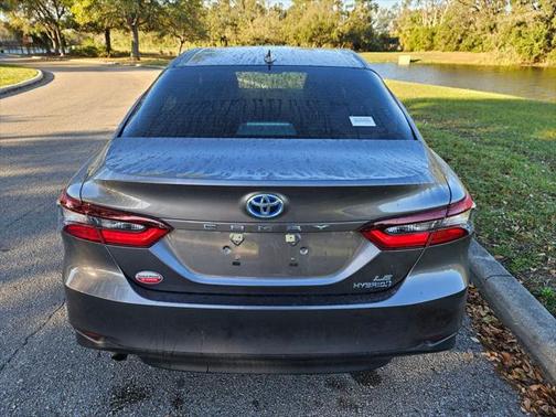 2024 Toyota Camry Hybrid LE