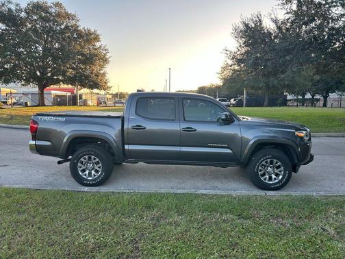2018 Toyota Tacoma SR5