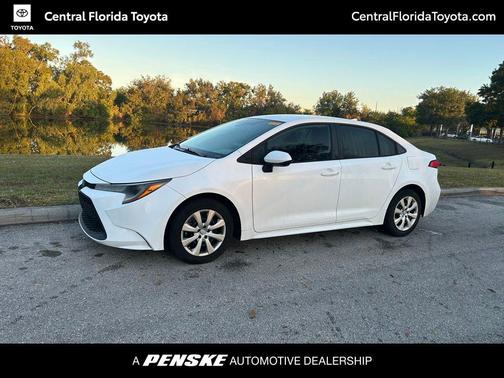 2022 Toyota Corolla LE