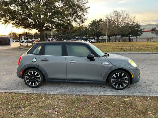 2016 MINI Hardtop Cooper S