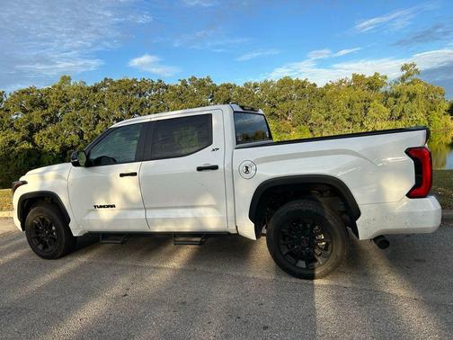 2024 Toyota Tundra SR5