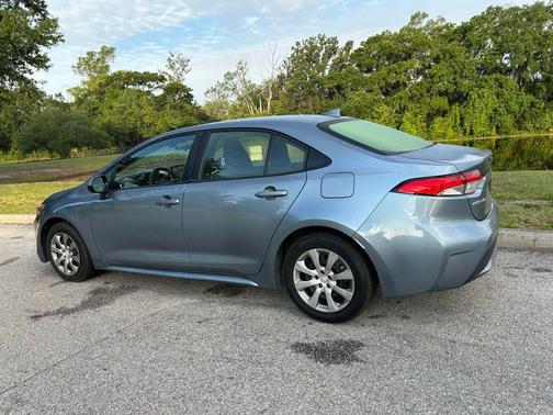Celestite 2020 Toyota Corolla LE