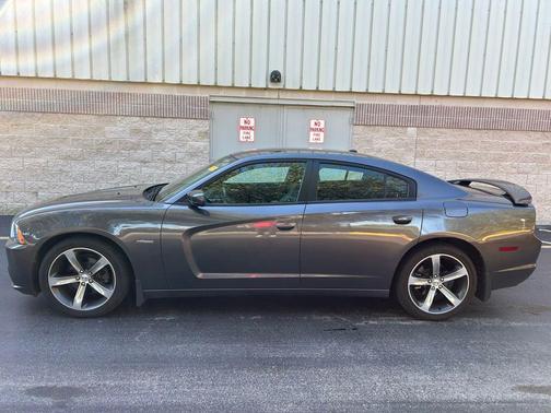 2014 Dodge Charger SXT