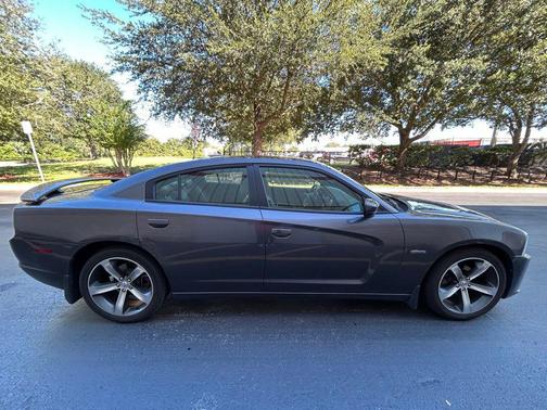 2014 Dodge Charger SXT