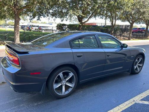 2014 Dodge Charger SXT