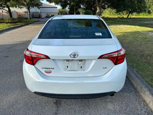 White 2019 Toyota Corolla LE