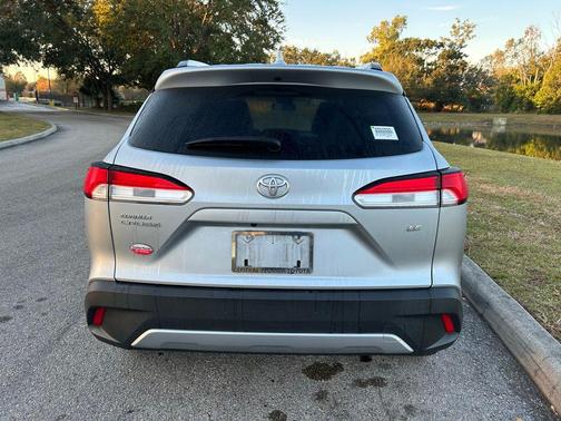 2022 Toyota Corolla Cross LE