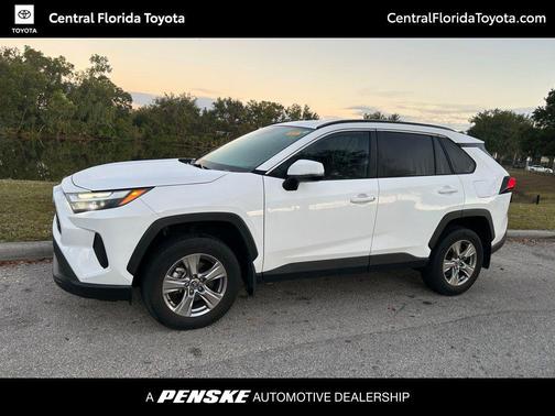 2024 Toyota RAV4 XLE