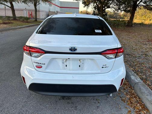 2025 Toyota Corolla Hybrid LE