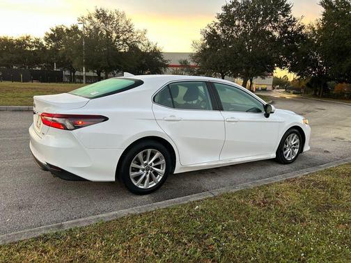2021 Toyota Camry LE