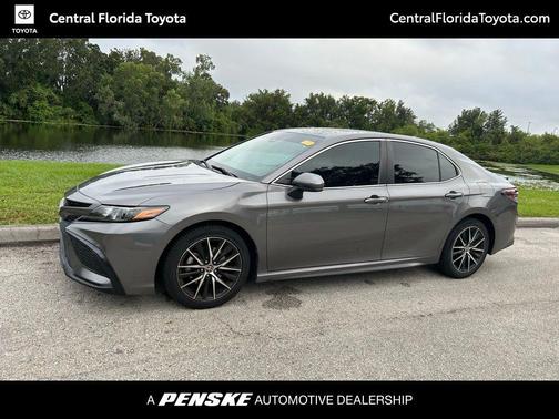 2021 Toyota Camry SE