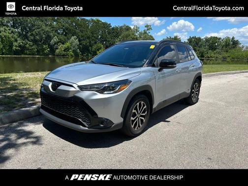 Sonic Silver/Jet Black 2023 Toyota Corolla Hybrid SE