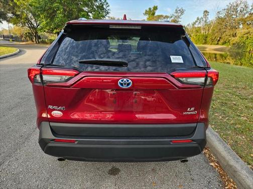 2024 Toyota RAV4 Hybrid LE