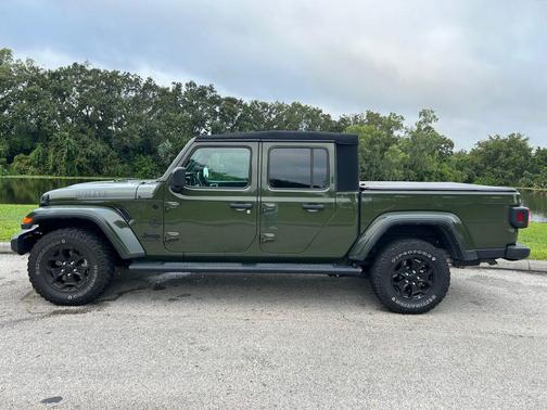 2021 Jeep Gladiator Willys 4x4