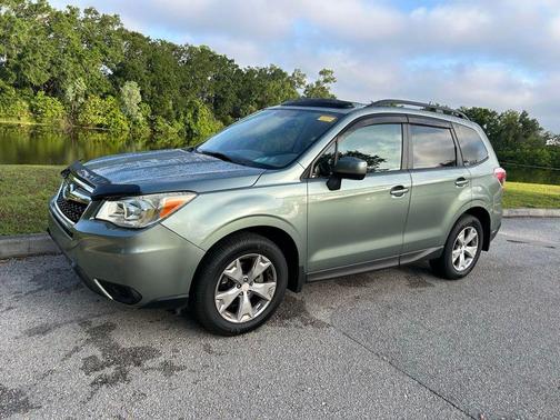 Jasmine Green Metallic 2015 Subaru Forester 2.5i Premium