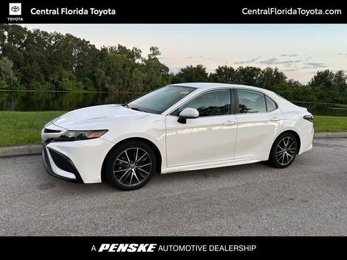 2021 Toyota Camry SE