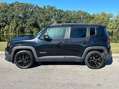 2017 Jeep Renegade Altitude