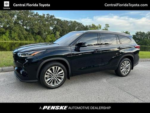 2023 Toyota Highlander Platinum