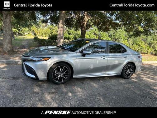 2021 Toyota Camry SE