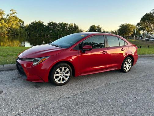 Barcelona Red Metallic 2021 Toyota Corolla LE
