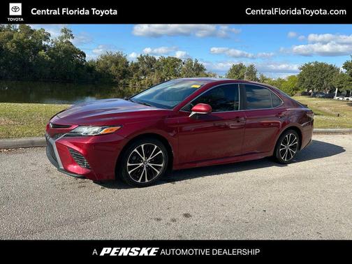 2018 Toyota Camry SE