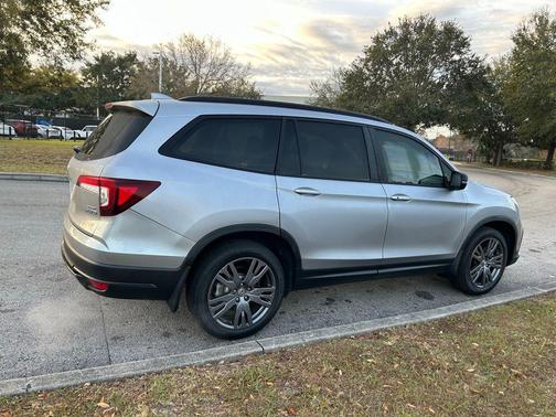 2022 Honda Pilot AWD Sport