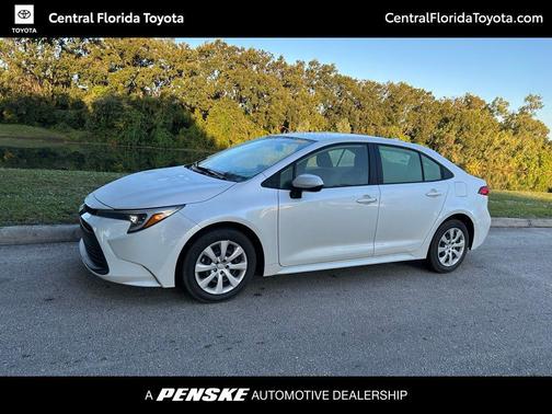 2024 Toyota Corolla Hybrid LE