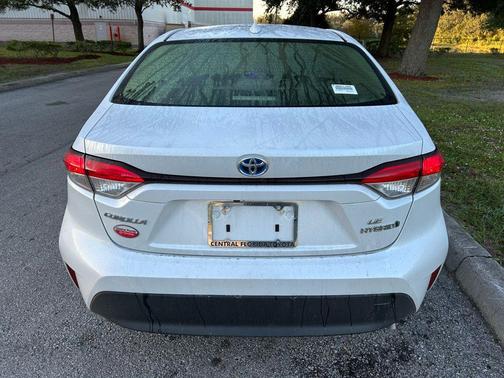 2024 Toyota Corolla Hybrid LE